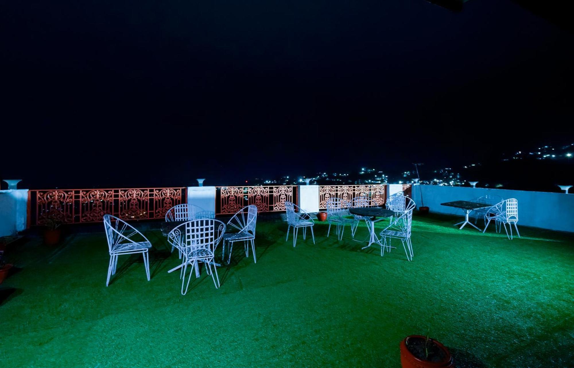 Grand Him Queen Ac Centralized Dharamshala Exterior photo