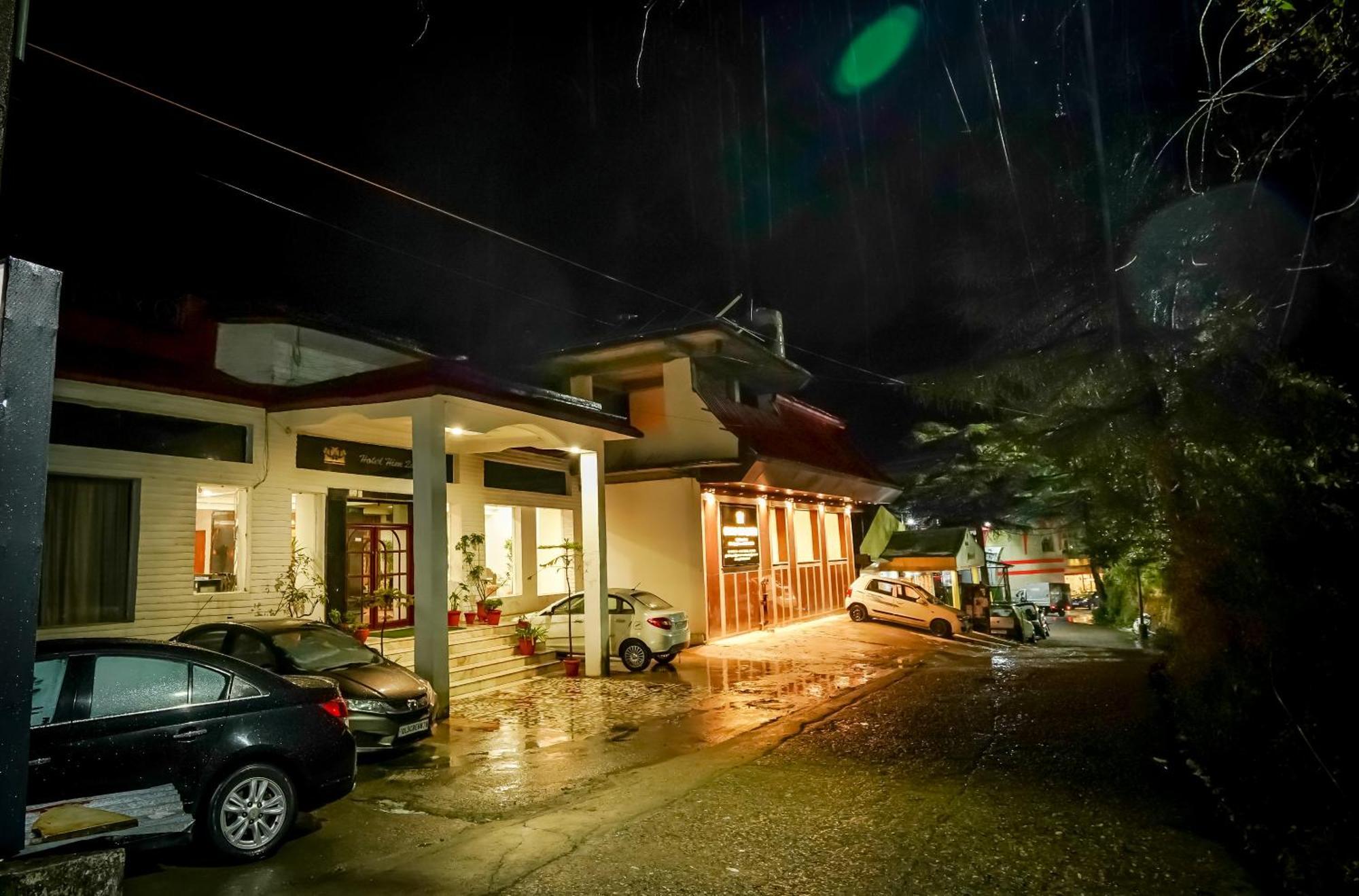 Grand Him Queen Ac Centralized Dharamshala Exterior photo